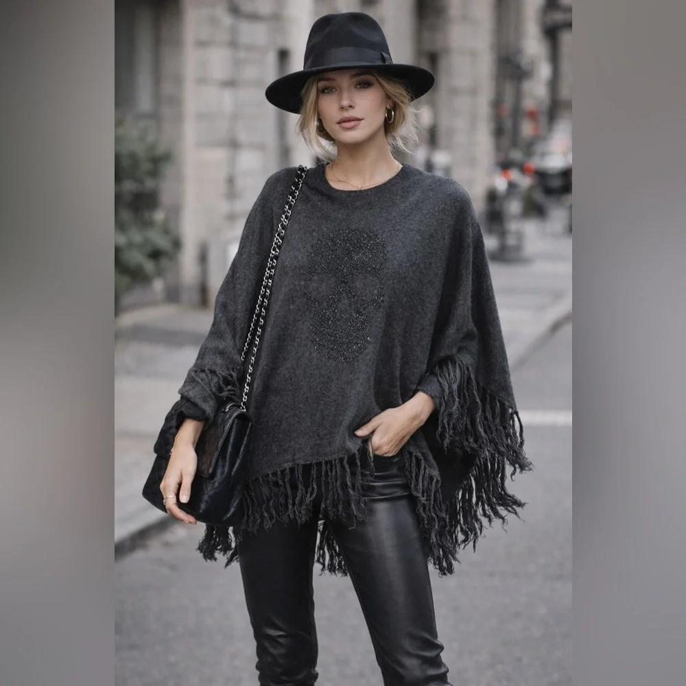 27 MILES MALIBU 100% Cashmere Gunmetal Crystal Skull Fringe Poncho Charcoal Gray